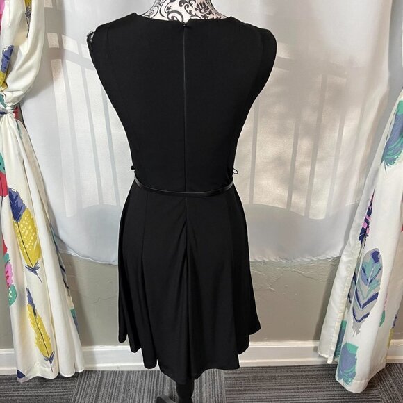 R&K black fit and flare sleeveless dress with belt size 6P - Picture 7 of 9